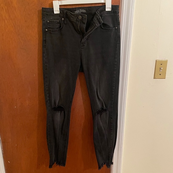 Black Ripped Knee jeans - Picture 1 of 2